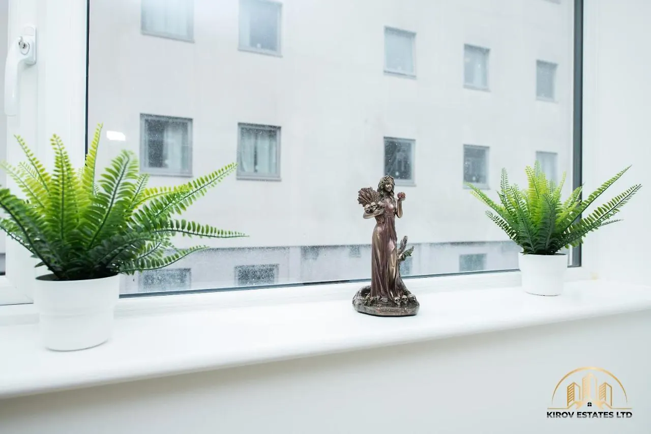 Persephone Apartment - The Goddess Of Town Southampton 0*,  United Kingdom